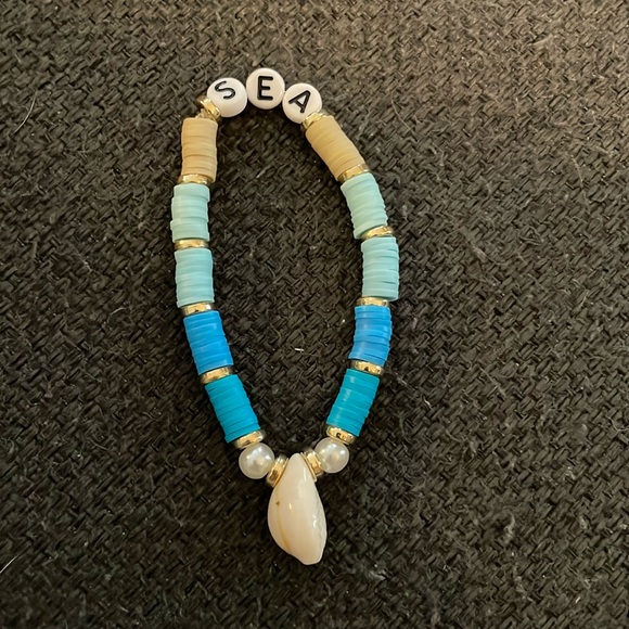 🔥 3/$25 - Sea breeze bracelet - Picture 1 of 3